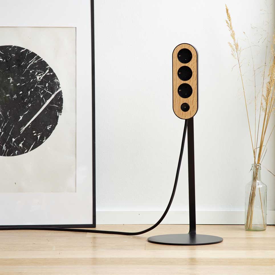 Lattiajalusta - musta